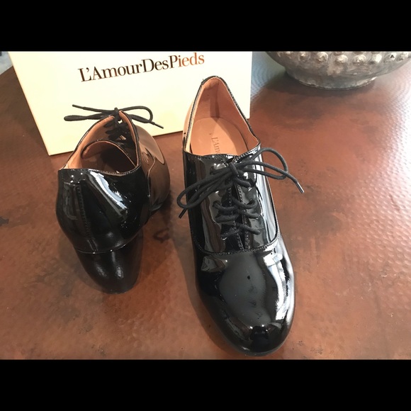 L’AmourDesPieds Black Patent Shoes - Picture 4 of 4